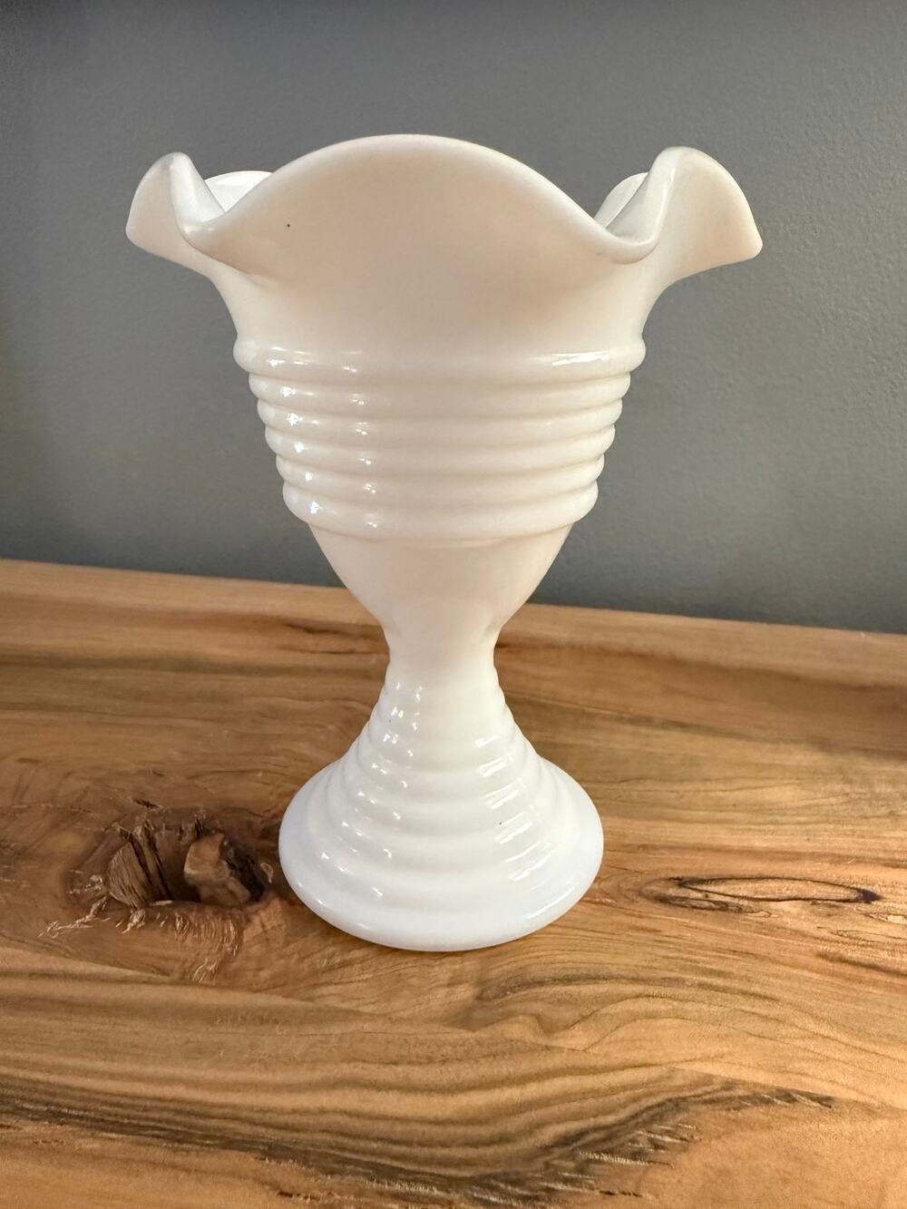 Vintage MCM L.E. Smith Milk Glass Pedestal Vase